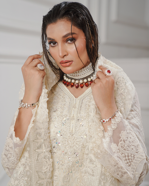 GLAMOURA 06