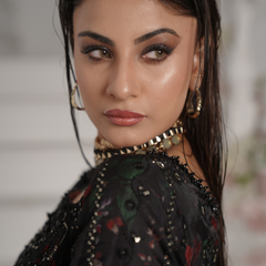 Noors GLAMOURA 08 black Pakistani chiffon suit detail
