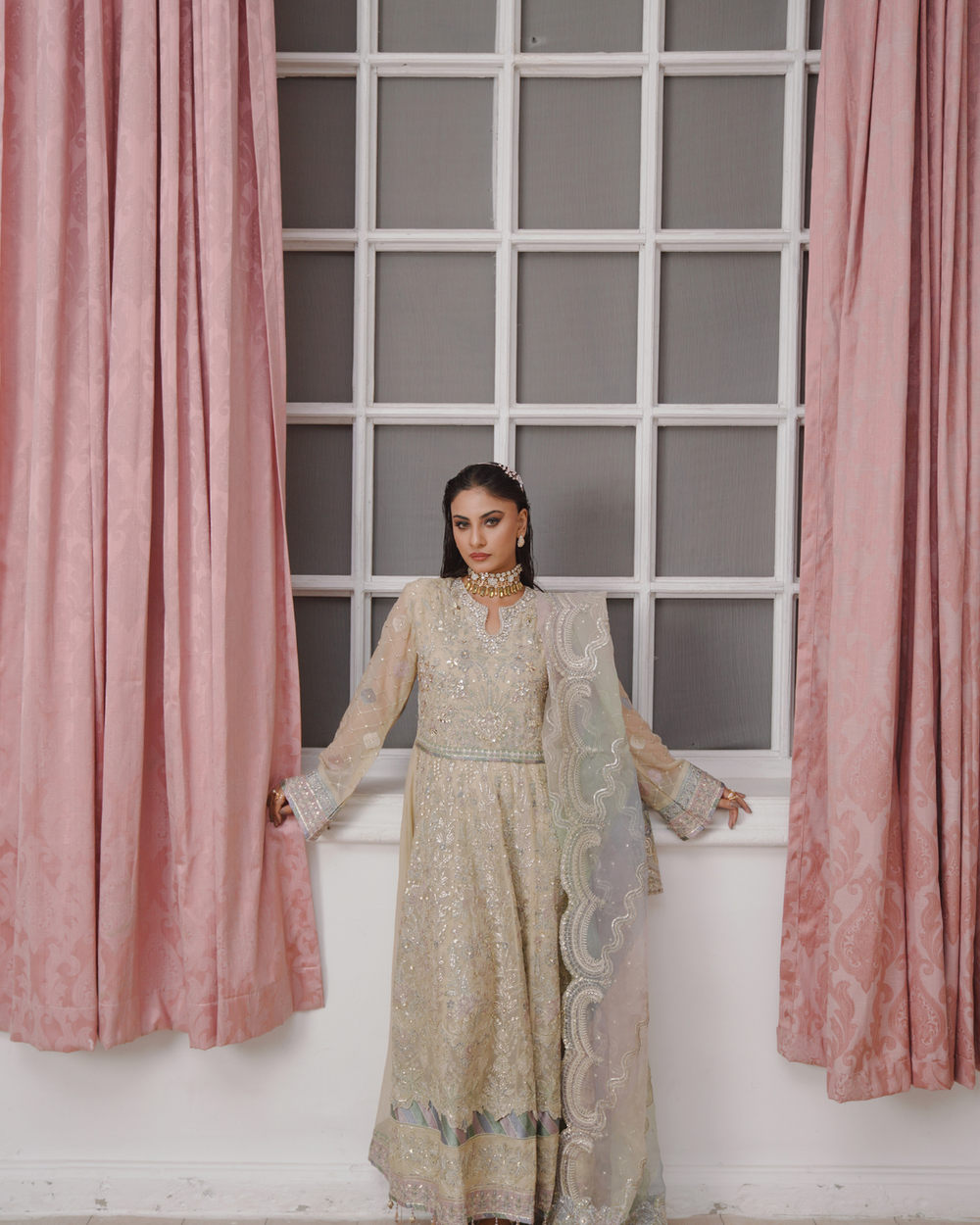 GLAMOURA 01 fawn embroidered chiffon Pakistani suit with intricate floral detailing
