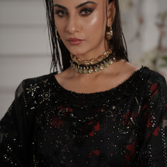 Noors GLAMOURA 08 black Pakistani chiffon suit detail