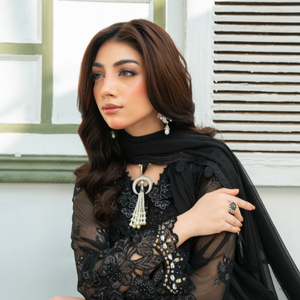 AMAIRA 04