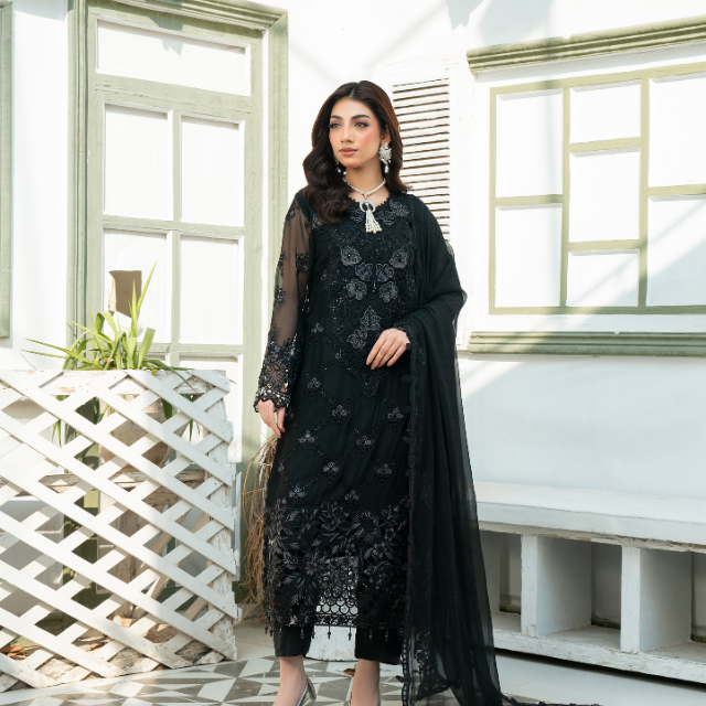 AMAIRA 04